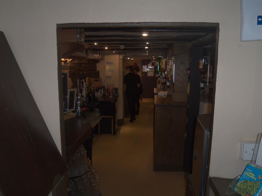 The Cross Inn Cauldon Extérieur photo